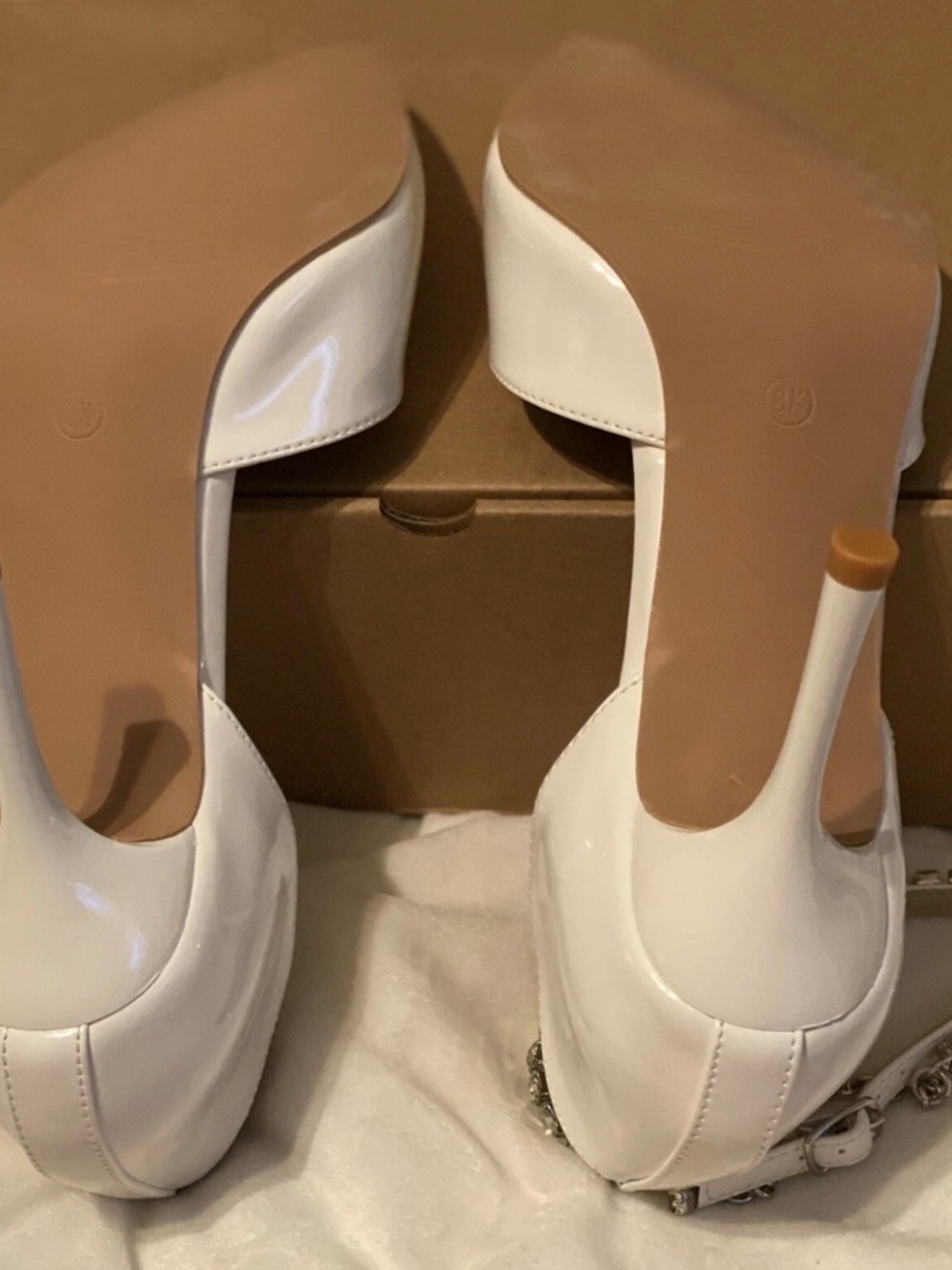 Women’s Bone/Ivory Pointed Toe Ankle Strap Heels with Rhinestones 
Size 8.5 NIB - Picture 7 of 11
